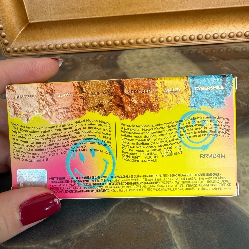 NEW Urban Decay NAKED - MUCHO HAPPY Psychedelic Eyeshadow Palette